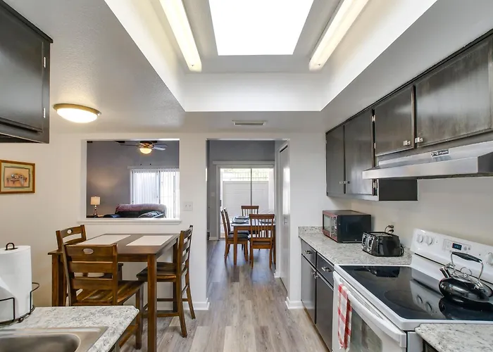 4 Mi To Mill Ave: Family Retreat W/ Patio In Holiday home Tempe